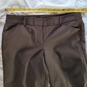 Tracy Evans size 7 juniors brown dress slacks.